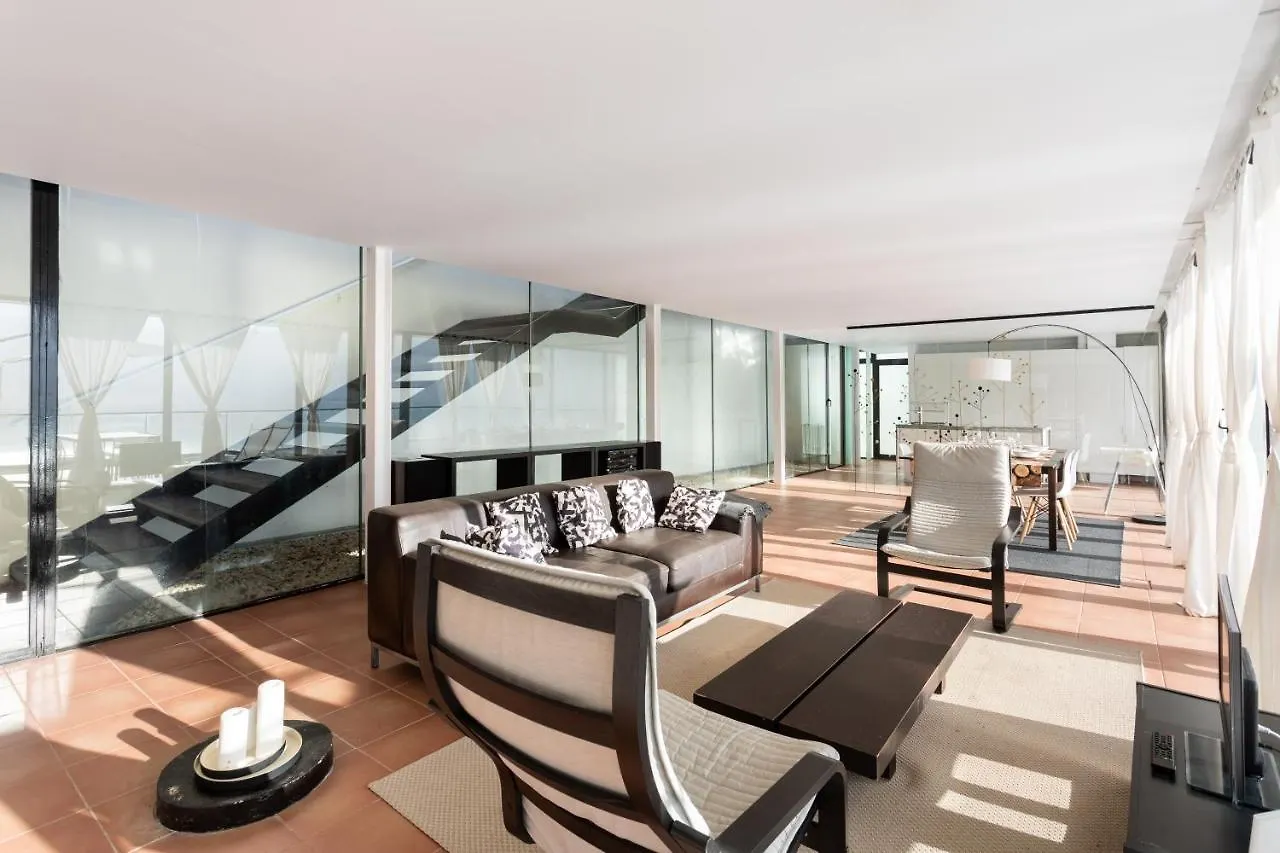 Villa Las Vistas contacts